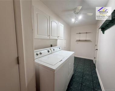 5004 Cardinal Circle - Photo Thumbnail 10