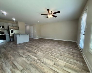 8103 King Road - Photo Thumbnail 7