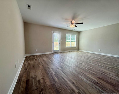8103 King Road - Photo Thumbnail 6