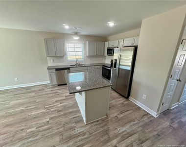 8103 King Road - Photo Thumbnail 4