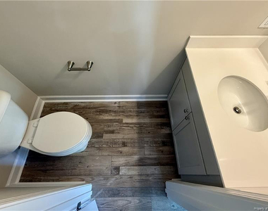 8103 King Road - Photo Thumbnail 3