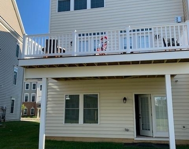 847 Stonecliffe Road - Photo Thumbnail 5