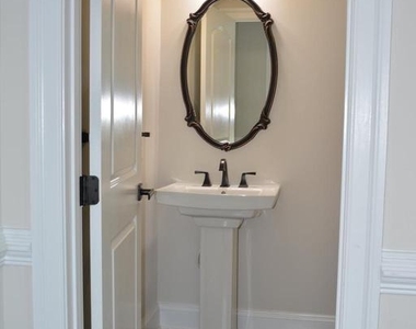 847 Stonecliffe Road - Photo Thumbnail 4