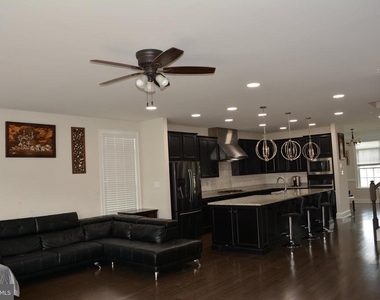 847 Stonecliffe Road - Photo Thumbnail 1