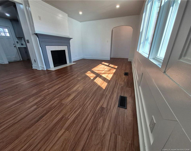 113 N Wright Street - Photo Thumbnail 4
