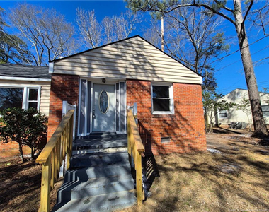 113 N Wright Street - Photo Thumbnail 1