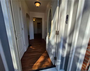 113 N Wright Street - Photo Thumbnail 2