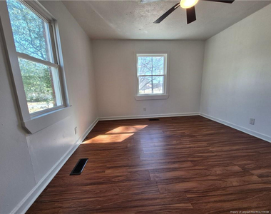 113 N Wright Street - Photo Thumbnail 16