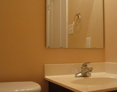91 Union Circle - Photo Thumbnail 6