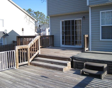 91 Union Circle - Photo Thumbnail 13