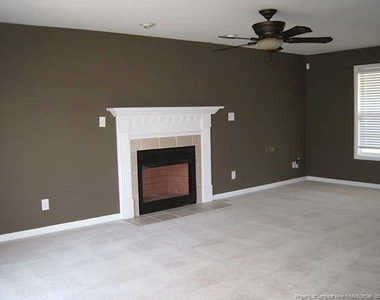 91 Union Circle - Photo Thumbnail 5