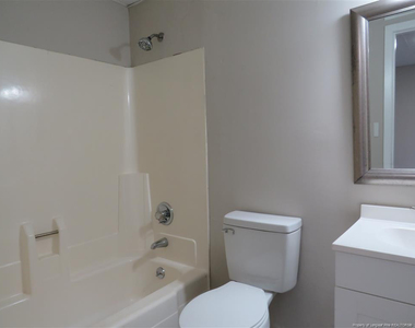 210-18 Colonial Drive - Photo Thumbnail 9