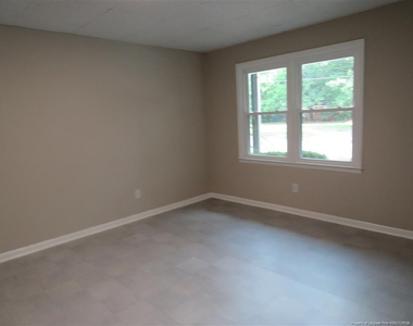 210-18 Colonial Drive - Photo Thumbnail 6