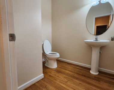 6004 Kohler Lane - Photo Thumbnail 14