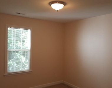 6004 Kohler Lane - Photo Thumbnail 15