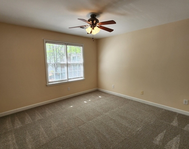 6004 Kohler Lane - Photo Thumbnail 17