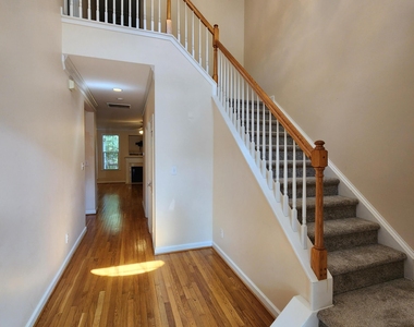 6004 Kohler Lane - Photo Thumbnail 27