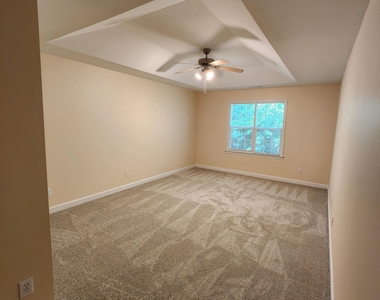 6004 Kohler Lane - Photo Thumbnail 20