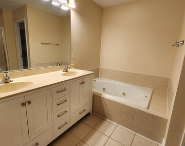 6004 Kohler Lane - Photo Thumbnail 21