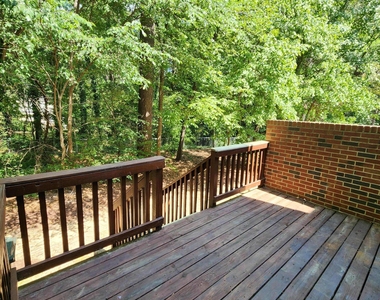 6004 Kohler Lane - Photo Thumbnail 30