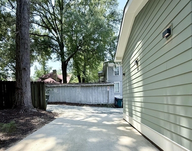 1709 F Street - Photo Thumbnail 38