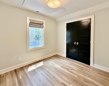 1709 F Street - Photo Thumbnail 29