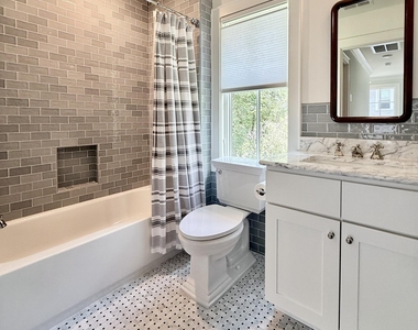 1709 F Street - Photo Thumbnail 31