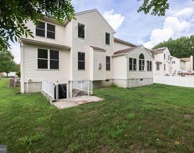 209 Peony Lane - Photo Thumbnail 31