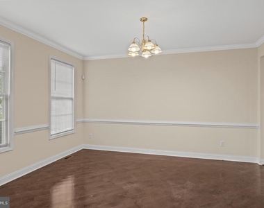 209 Peony Lane - Photo Thumbnail 6