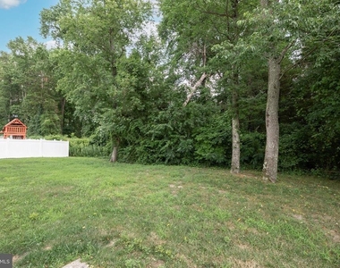 209 Peony Lane - Photo Thumbnail 32