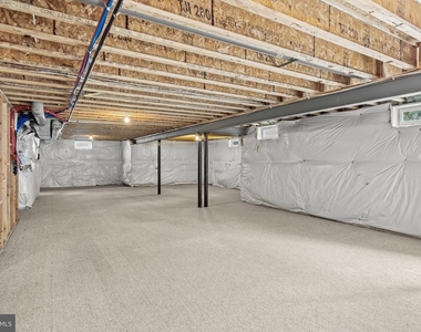 209 Peony Lane - Photo Thumbnail 29