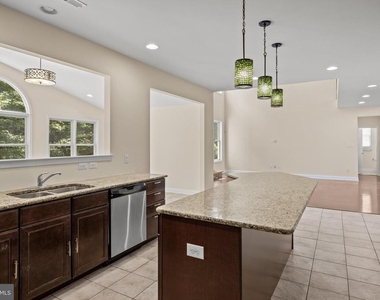 209 Peony Lane - Photo Thumbnail 17