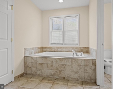 209 Peony Lane - Photo Thumbnail 24