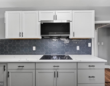 136 5th Avenue - Photo Thumbnail 11