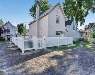 136 5th Avenue - Photo Thumbnail 1