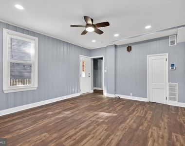 136 5th Avenue - Photo Thumbnail 2