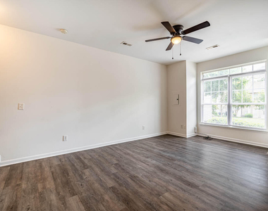 1211 Canyon Rock Court - Photo Thumbnail 5