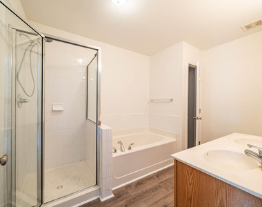 1211 Canyon Rock Court - Photo Thumbnail 16