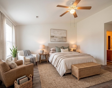 1211 Canyon Rock Court - Photo Thumbnail 18