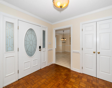 609 W Academy Street - Photo Thumbnail 2