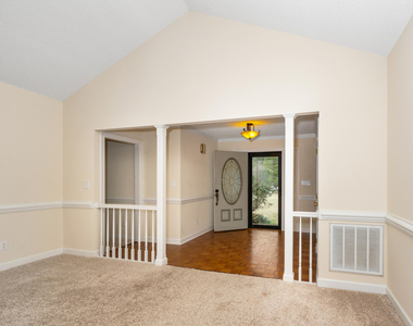 609 W Academy Street - Photo Thumbnail 12