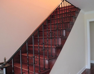 102 E Main Street - Photo Thumbnail 6