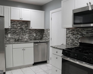 102 E Main Street - Photo Thumbnail 8