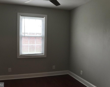 102 E Main Street - Photo Thumbnail 10