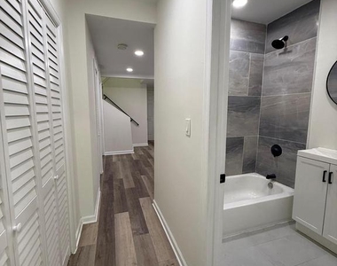 516 Columbus Road - Photo Thumbnail 3