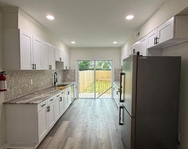 516 Columbus Road - Photo Thumbnail 1