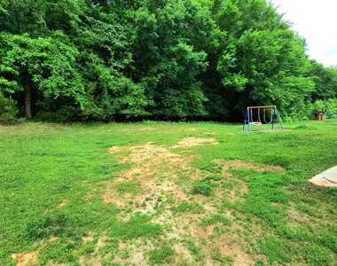 395 Oak Park Boulevard - Photo Thumbnail 5