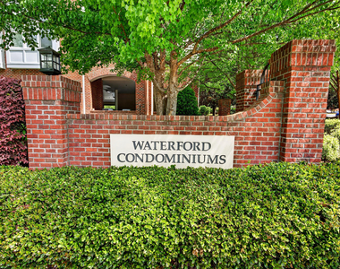 828 Waterford Lake Drive - Photo Thumbnail 37