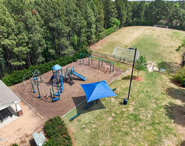 828 Waterford Lake Drive - Photo Thumbnail 55