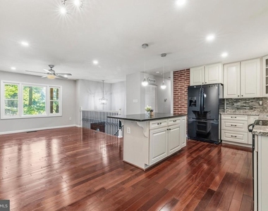 301 Wicomico Road - Photo Thumbnail 14